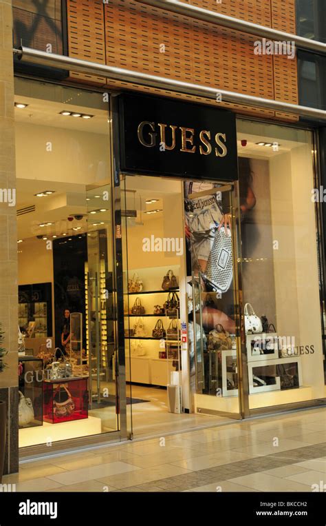 guess outlet cambridge
